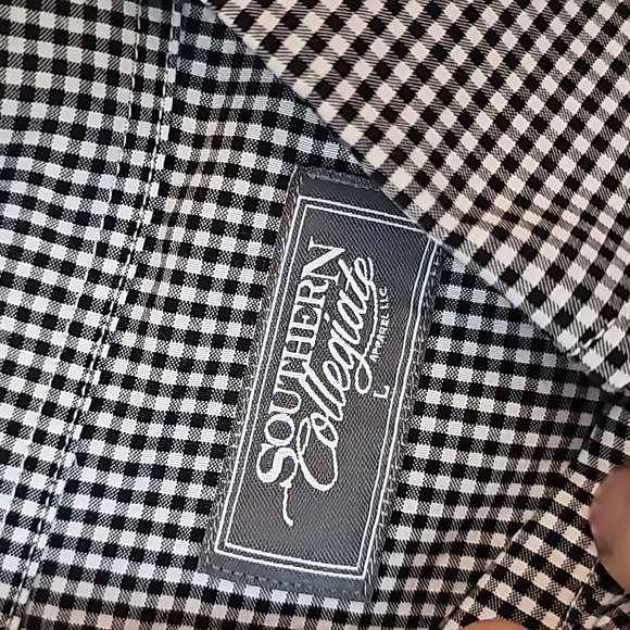 New Alabama Buttondown - Picture 2 of 4
